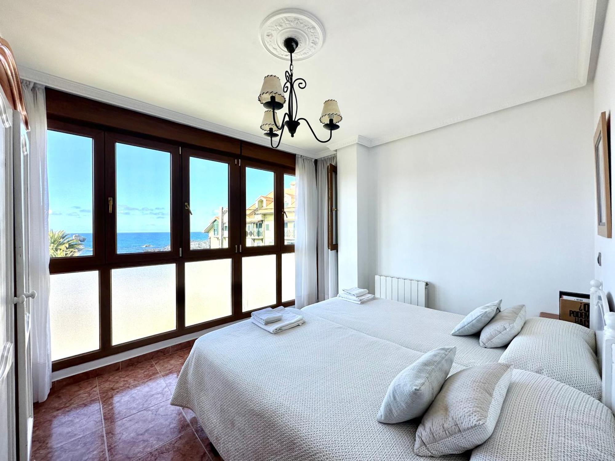 Apartamentos Pineda Noja Exteriör bild